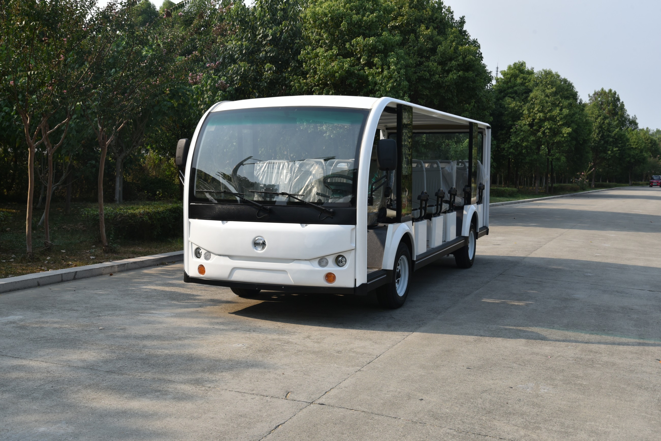 電動(dòng)四輪觀光車：未來(lái)城市出行的綠色選擇